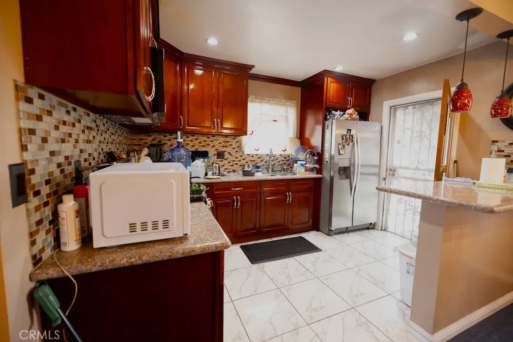 2224 Mortimer Street, Huntington Park, California 90255 home-pic-19